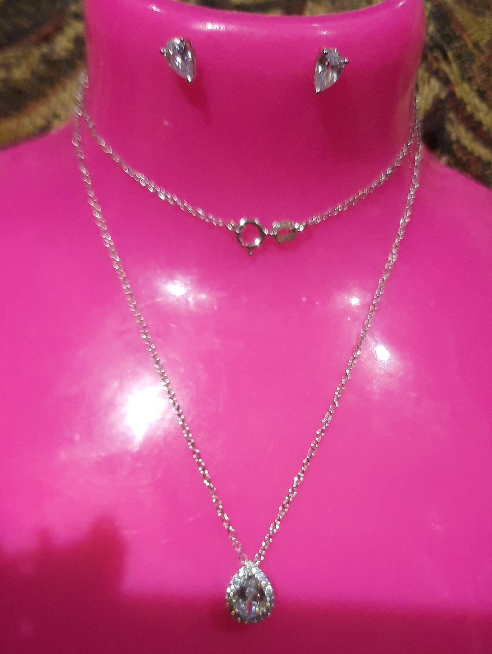 NIB AUTHENTIC GENUINE SOLID STERLING SILVER CZ EARRINGS & NECKLACE SET PEAR CUT